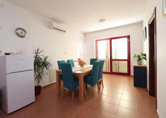 Apartament C.s. With The Pool *